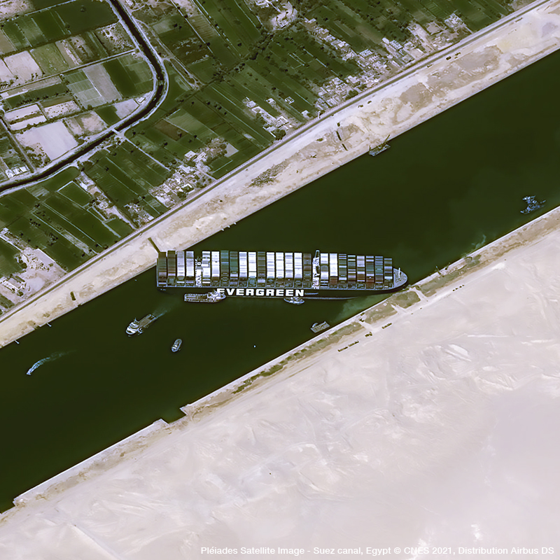 Pléiades - Giant ship blocking Suez canal