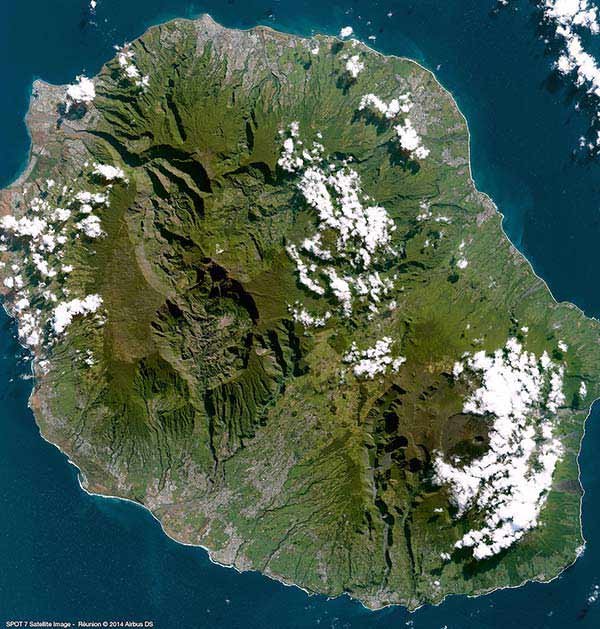 SPOT6/7 satellite image of Martinique island