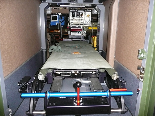 Medical evacuation kits for vehicles using the example of Eagle IV