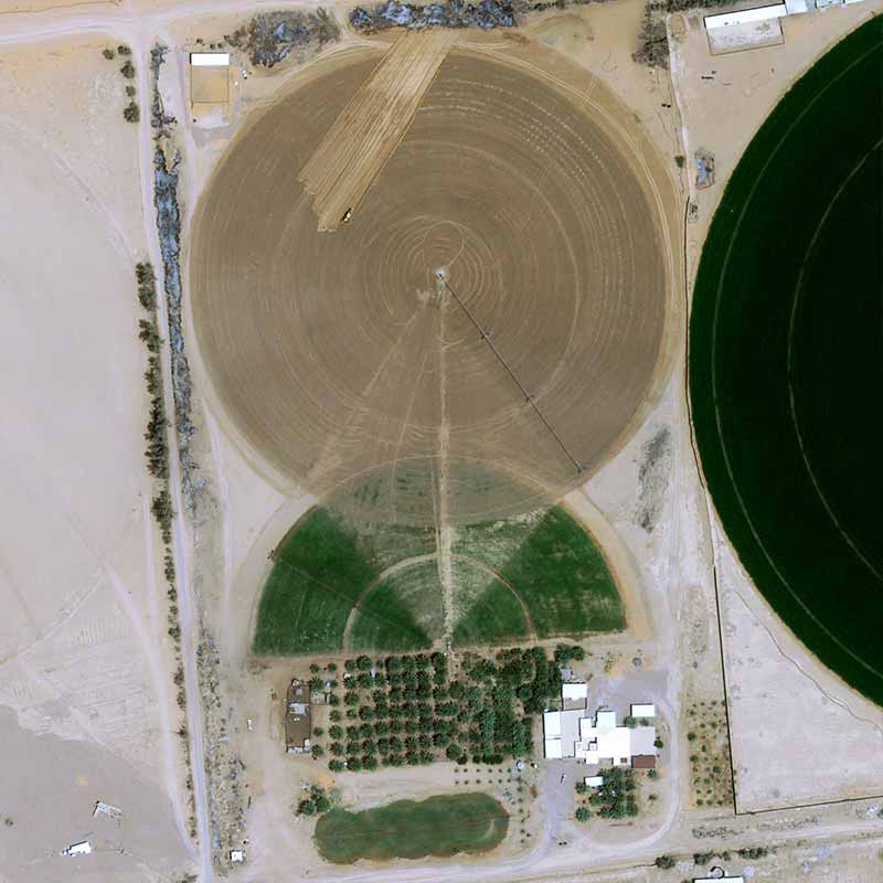Since 1985, Saudi Arabia has launched a program to install agricultural farms in the desert. 